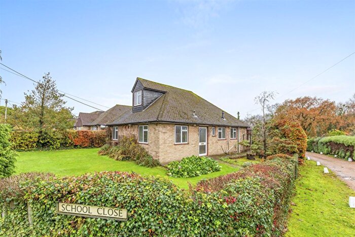 3 Bedroom Detached House For Sale In School Close, Cryers Hill, High Wycombe, HP15