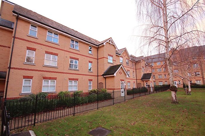 2 Bedroom Flat To Rent In Winstanley Court, Cromwell Road, CB1