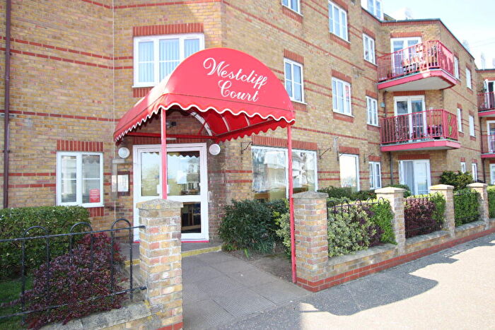 1 Bedroom Flat For Sale In Westcliff Court, Edith Road, Clacton On Sea, CO15