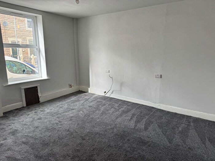 2 Bedroom End Of Terrace House To Rent In Spring Street, Rishton, BB1