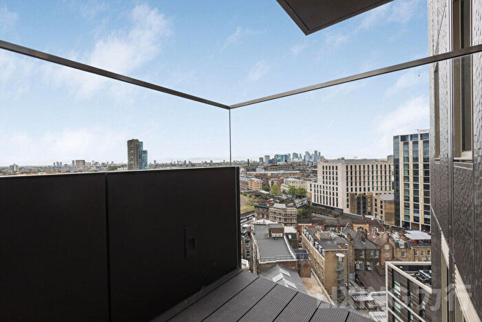 1 Bedroom Apartment For Sale In Stage Apartments, Hewett Street, EC2A