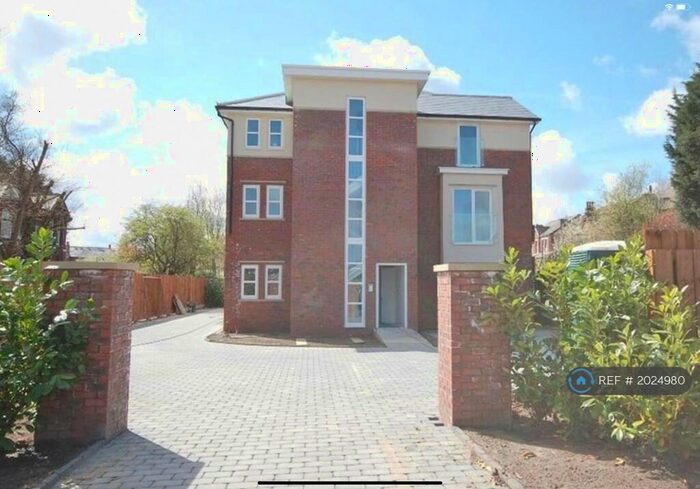 2 Bedroom Flat To Rent In Liverpool Road, Southport, PR8