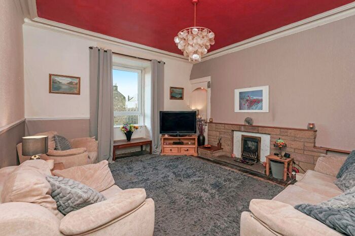 2 Bedroom Flat For Sale In / Mentone Avenue, Portobello, Edinburgh, EH15