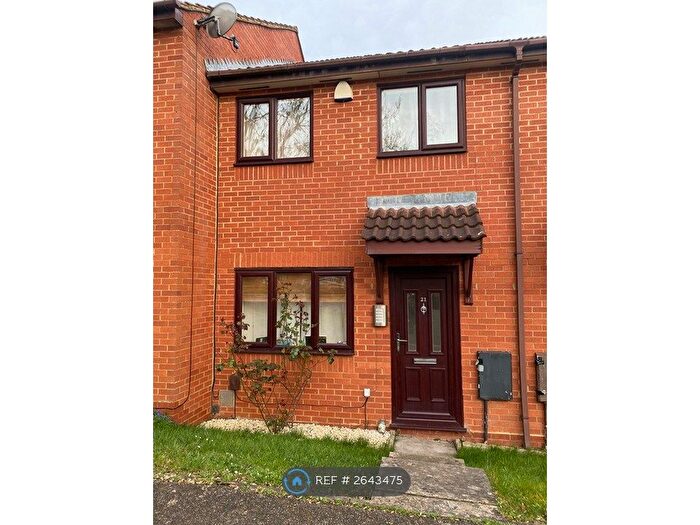 2 Bedroom Terraced House To Rent In Hedgeway, Northampton, NN4