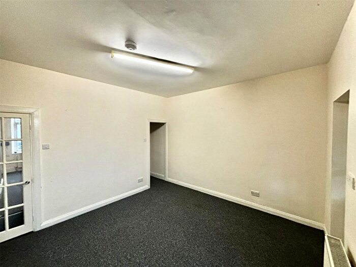 3 Bedroom Flat To Rent In Pasture Road, Goole, East Yorkshire, DN14