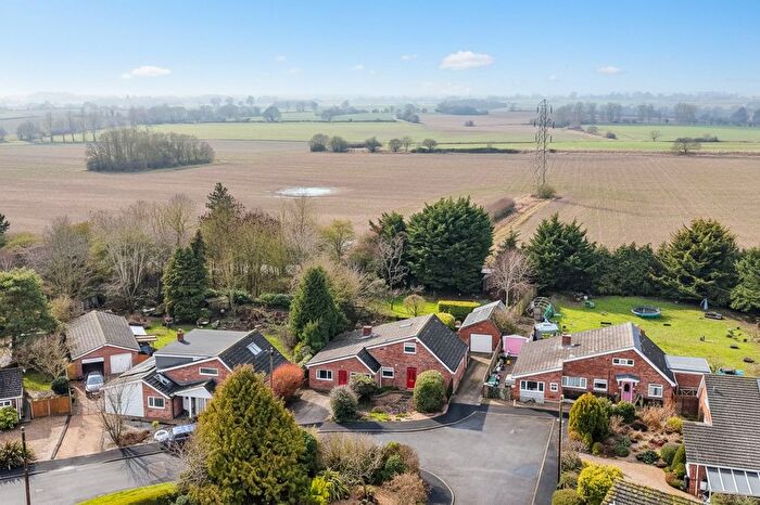 4 Bedroom Detached Bungalow For Sale In Elm Close, Loddon, Norwich, NR14