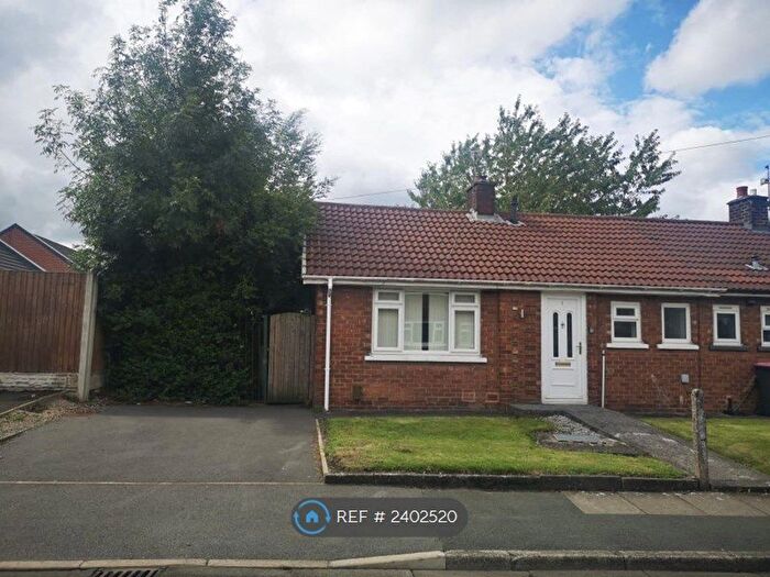 2 Bedroom Bungalow To Rent In Crescent Drive, Little Hulton, Manchester, M38