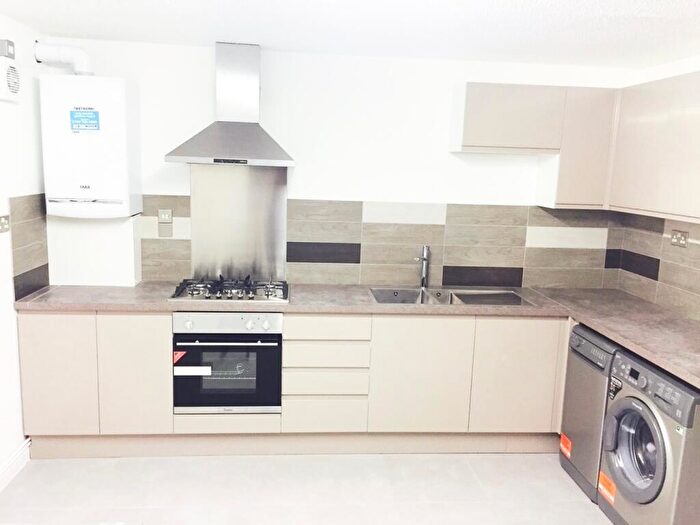 6 Bedroom House To Rent In Gadd Street, Nottingham, NG7