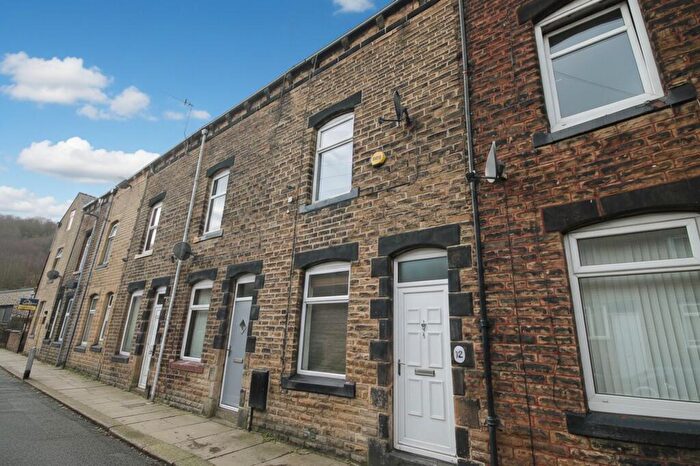 2 Bedroom Terraced House To Rent In Richmond Street, Todmorden, OL14
