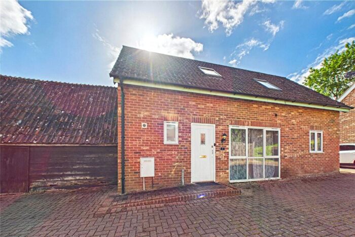 2 Bedroom Bungalow To Rent In Kentwood Hill, Tilehurst, Reading, Berkshire, RG31