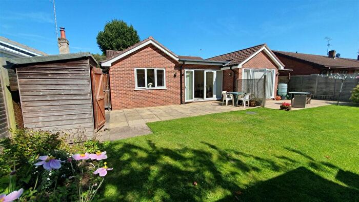 4 Bedroom Detached Bungalow For Sale In Howe Lane, Verwood, Dorset, BH31