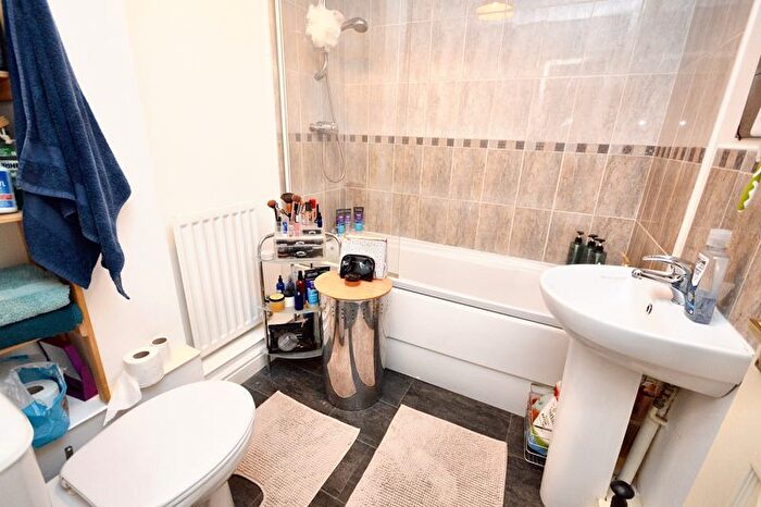 2 Bedroom Flat For Sale In Clive Gardens, Alnwick, NE66