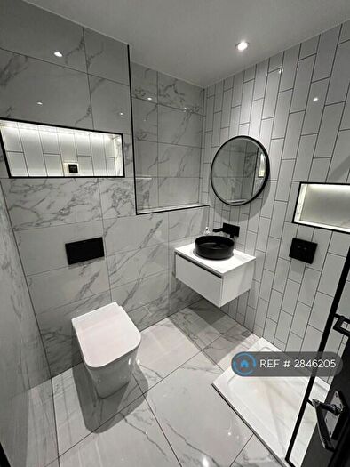 1 Bedroom Flat To Rent In Rowan St, Paisley, PA2