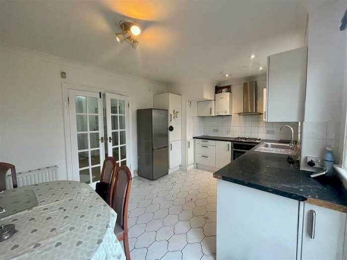 3 Bedroom Semi-Detached House To Rent In Clewer Crescent, Harrow, HA3