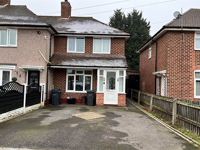2 Bedroom Town House For Sale In Wyndhurst Road, Stechford, Birmingham, B33