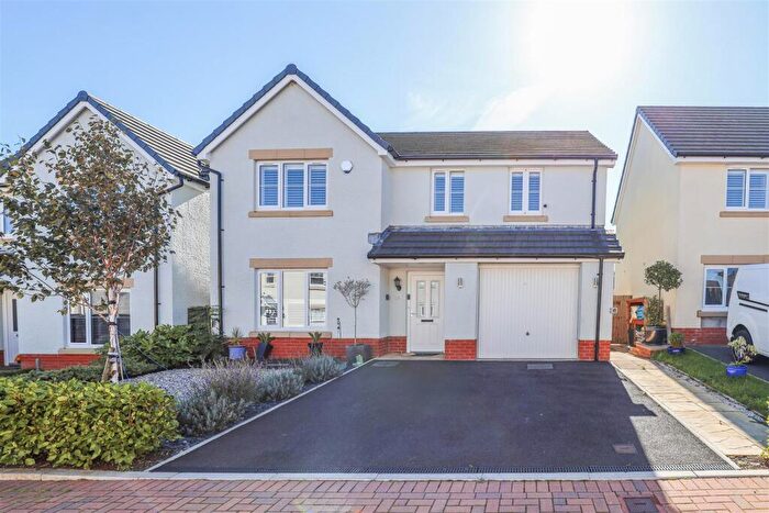 4 Bedroom Detached House For Sale In Clisson Close, Cowbridge, Vale Of Glamorgan, CF71