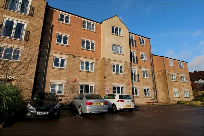 2 Bedroom Flat To Rent In Trafford Apartments, Richmond Way, Rotherham, S61