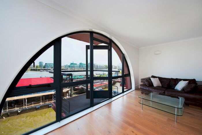 2 Bedroom Flat To Rent In Mill Street, London, SE1