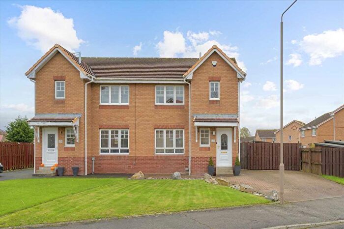 3 Bedroom Semi-Detached House For Sale In Gilfillan Place, FK2