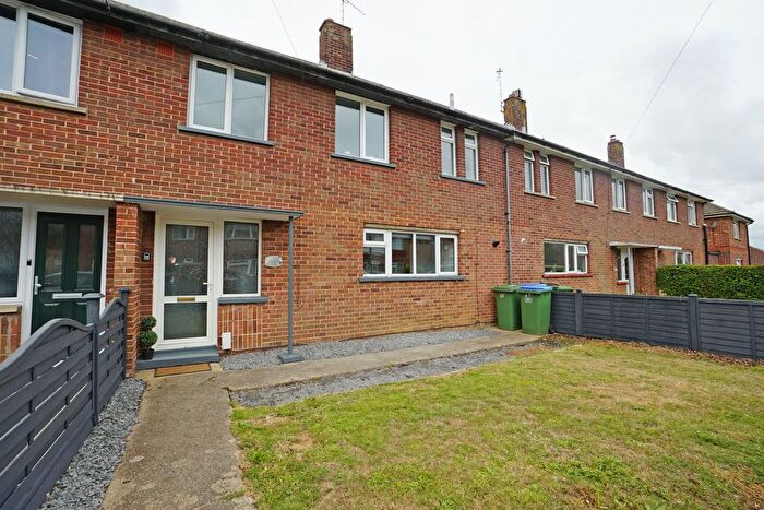 3 Bedroom Terraced House To Rent In Windmill Grove, Fareham, PO16