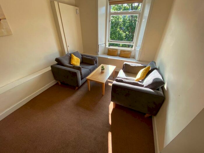 4 Bedroom Flat To Rent In Valleyfield Street, Tollcross, Edinburgh, EH3