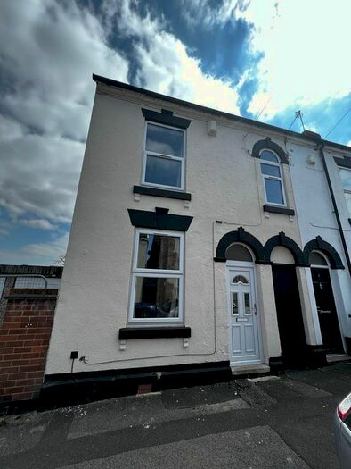 3 Bedroom Terraced House To Rent In Bedford Street, Derby, DE22