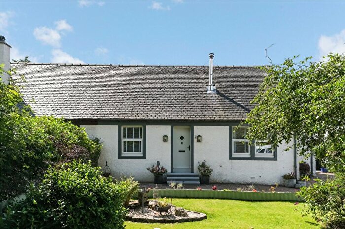 4 Bedroom Semi-Detached House For Sale In South Cathkin Cottage, Glasgow, South Lanarkshire, G73