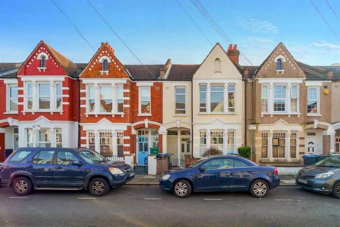 3 Bedroom Maisonette To Rent In Tynemouth Road, Tooting Borders, CR4