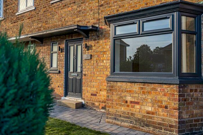 3 Bedroom Semi-Detached House For Sale In Welbeck Road, Cleethorpes, DN35