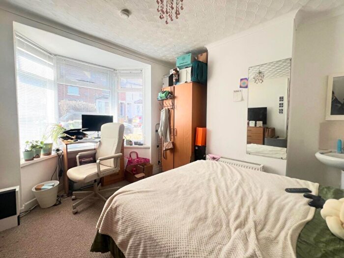 4 Bedroom Terraced House To Rent In Northcote Road, Southampton, SO17