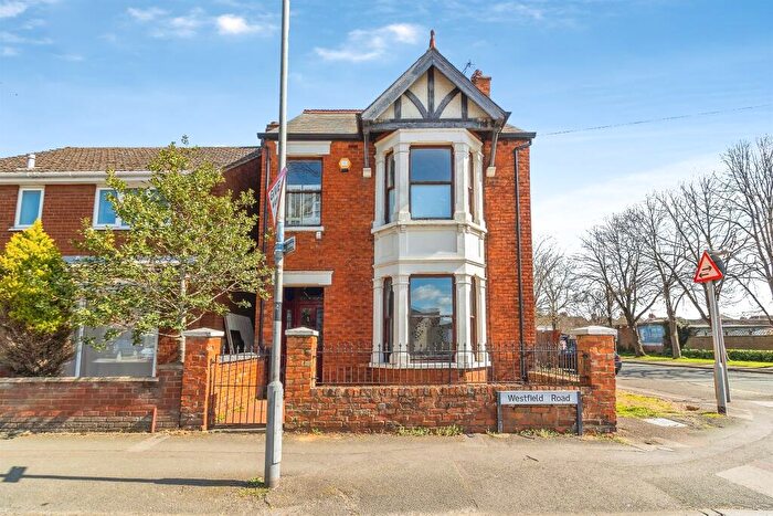 4 Bedroom Detached House For Sale In Westfield Road, Bletchley, Milton Keynes, MK2