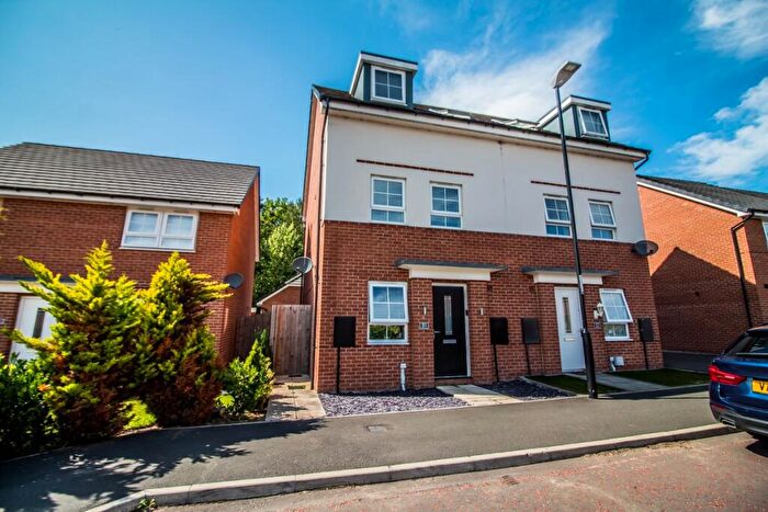 3 Bedroom Semi-Detached House For Sale In Capesthorne Road, Teal Farm, Washington, NE38