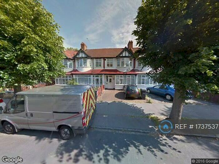 4 Bedroom Semi-Detached House To Rent In Limes Avenue, Croydon, CR0