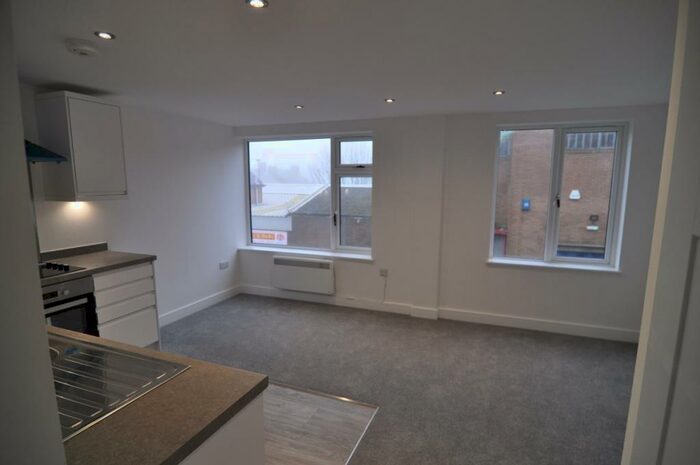 1 Bedroom Apartment To Rent In King Street, Hoyland, S74