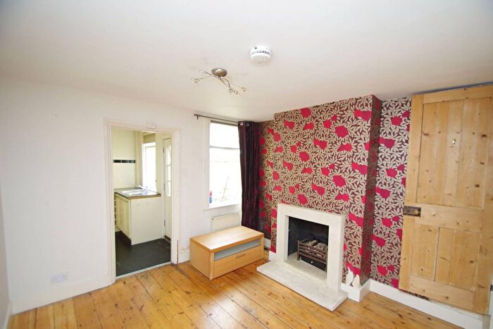 2 Bedroom Terraced House To Rent In Watford, Watford, WD17