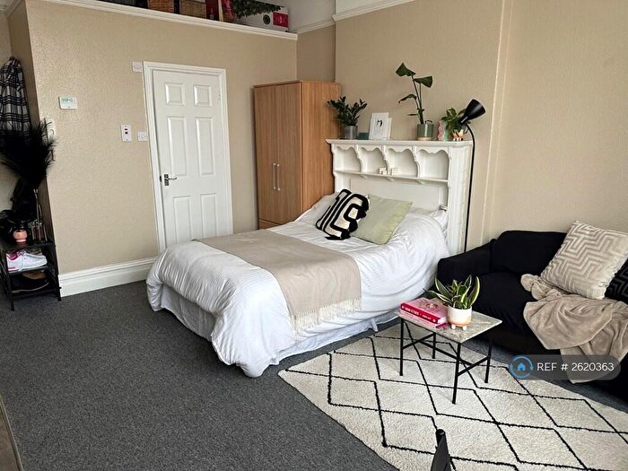 Studio To Rent In Redland Road, Bristol, BS6