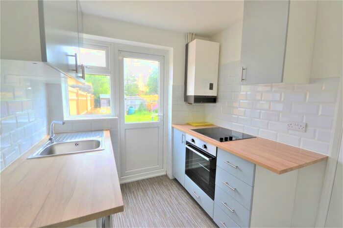 2 Bedroom Semi-Detached House To Rent In Went Hill Gardens, Eastbourne, BN22