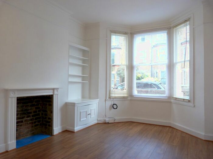 2 Bedroom Flat To Rent In Fermoy Road, London, W9