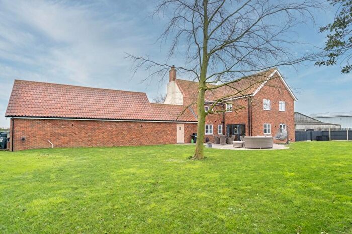 4 Bedroom Detached House For Sale In Catfield, NR29