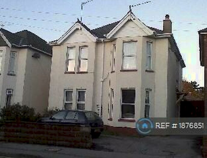 6 Bedroom Detached House To Rent In Alma Road, Bournemouth, BH9
