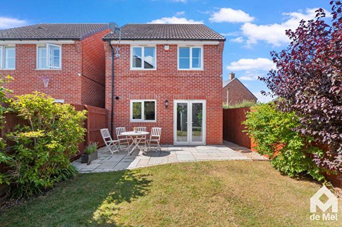 3 Bedroom Detached House For Sale In Sapperton Drive, Bishops Cleeve, Cheltenham, GL52