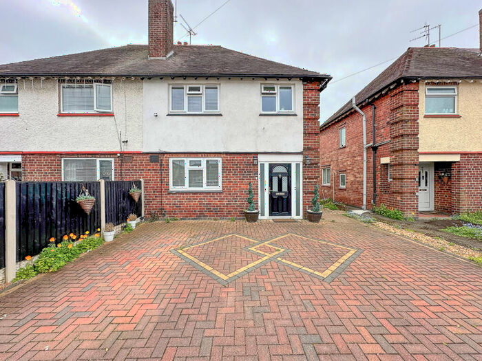 3 Bedroom Semi Detached House To Rent In Booth Street, Alvaston, Derby, Derbyshire, DE24