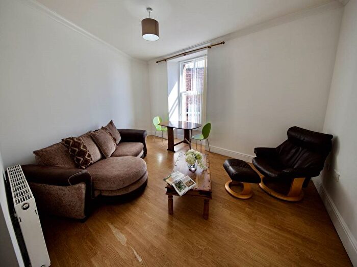 1 Bedroom Flat To Rent In High Street, Arbroath, Angus, DD11