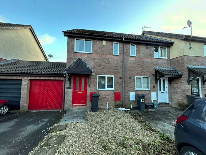 2 Bedroom House To Rent In Priory Court, Neath, SA10