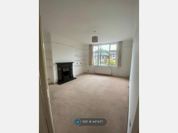 1 Bedroom Flat To Rent In Brockley Cross, London, SE4