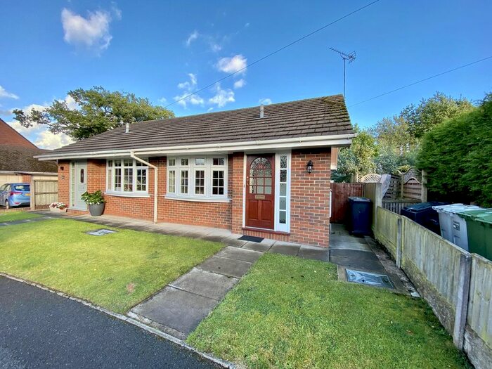 1 Bedroom Bungalow To Rent In Dixon Drive, Chelford, SK11