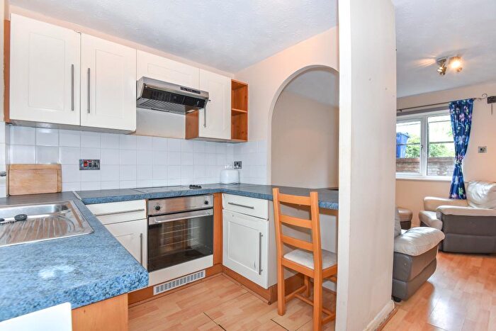 1 Bedroom End Of Terrace House To Rent In Broome Way, Banbury, OX16