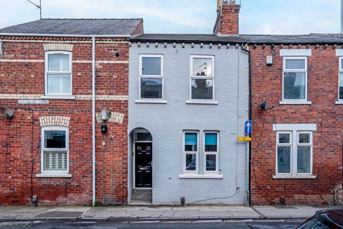 3 Bedroom Terraced House For Sale In Salisbury Terrace, York, YO26
