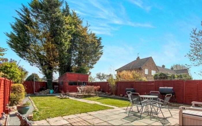 3 Bedroom Property To Rent In Blakeland Hill, Duxford, Cambridge, CB22