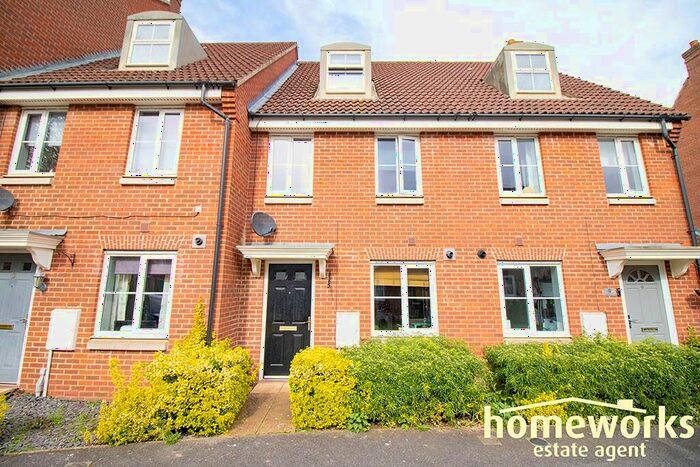 3 Bedroom Terraced House To Rent In Cabinet Close, Dereham, Norfolk, NR19